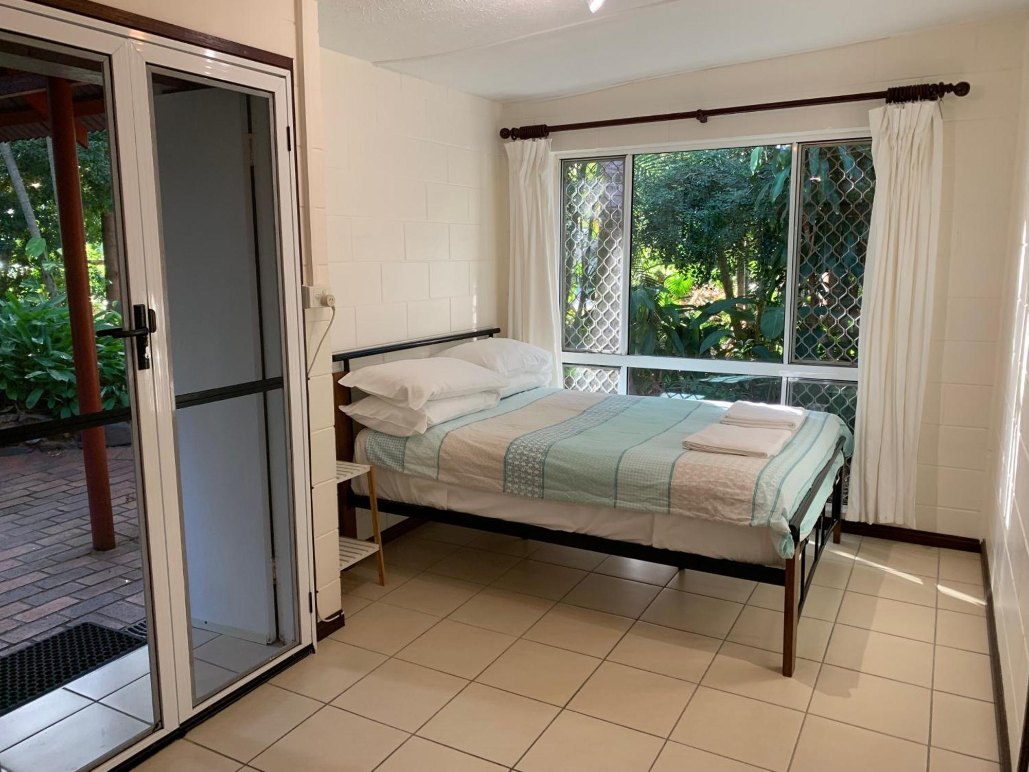 Shambhala Retreat Magnetic Island Cottages Nelly Bay Kültér fotó