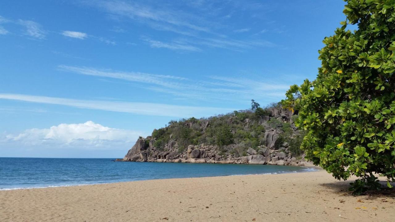 Shambhala Retreat Magnetic Island Cottages Nelly Bay Kültér fotó